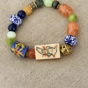 Brimsi Beads Mah Jongg Bracelet  -    MahJong Tile Bird Bam - stretch size average Blues/Green/Orange