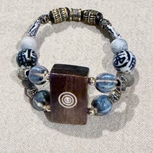Brimsi Beads Mah Jongg Bracelet  -    MahJong Tile on a multi mix blue beaded bracelet - stretch size medium to medium large